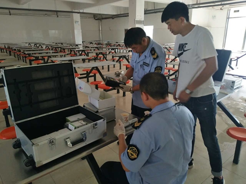 0920管城区食药监管局三举措开展秋季学校食堂食品安全专项整治3_副本.jpg