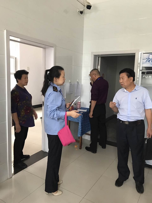 0928上街区食药监管局开展秋季学校食品安全专项检查_副本.jpg